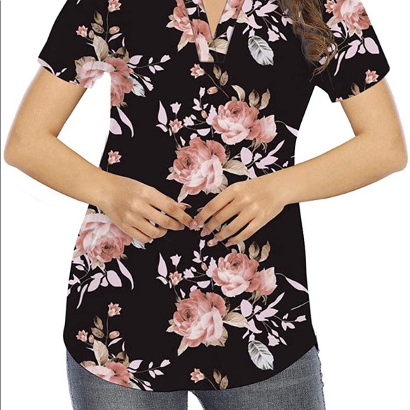 Beauhuty Medium Floral V-neck short sleeve blouse.  Worn once. - Picture 2 of 7